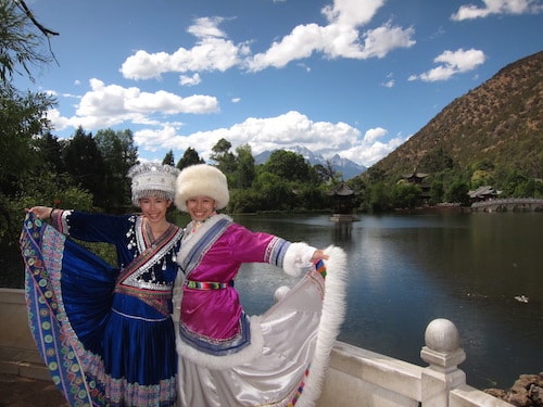 lijiang-costumes