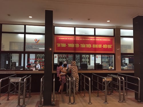 Hanoi-Train-Ticket-Counter